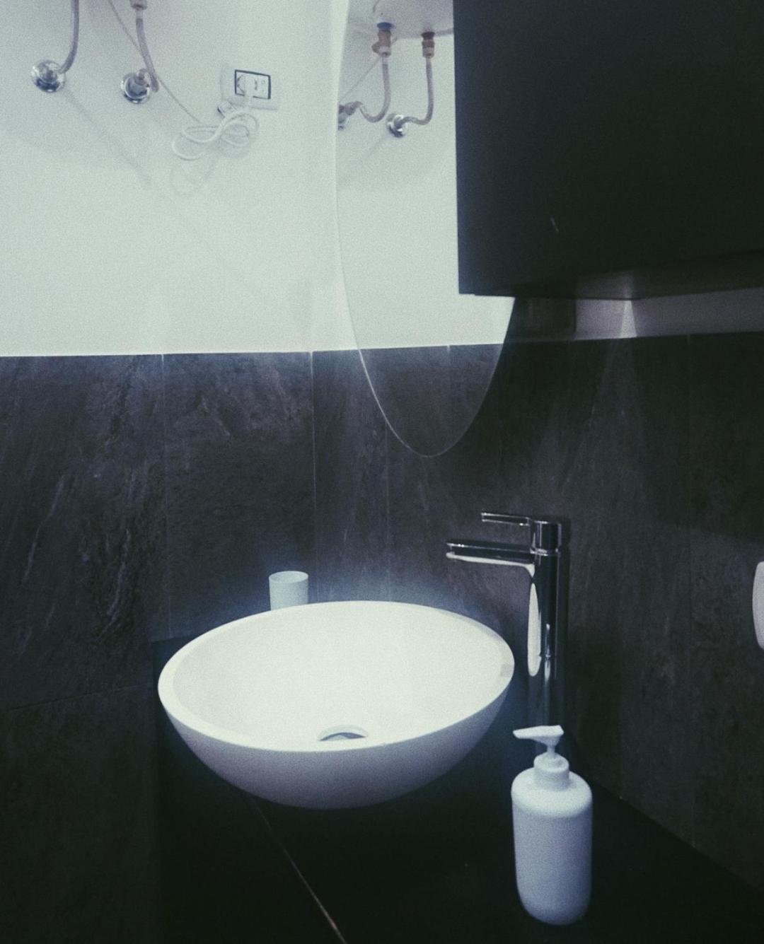 Fiore Di Loto Rooms Carini Phòng bức ảnh