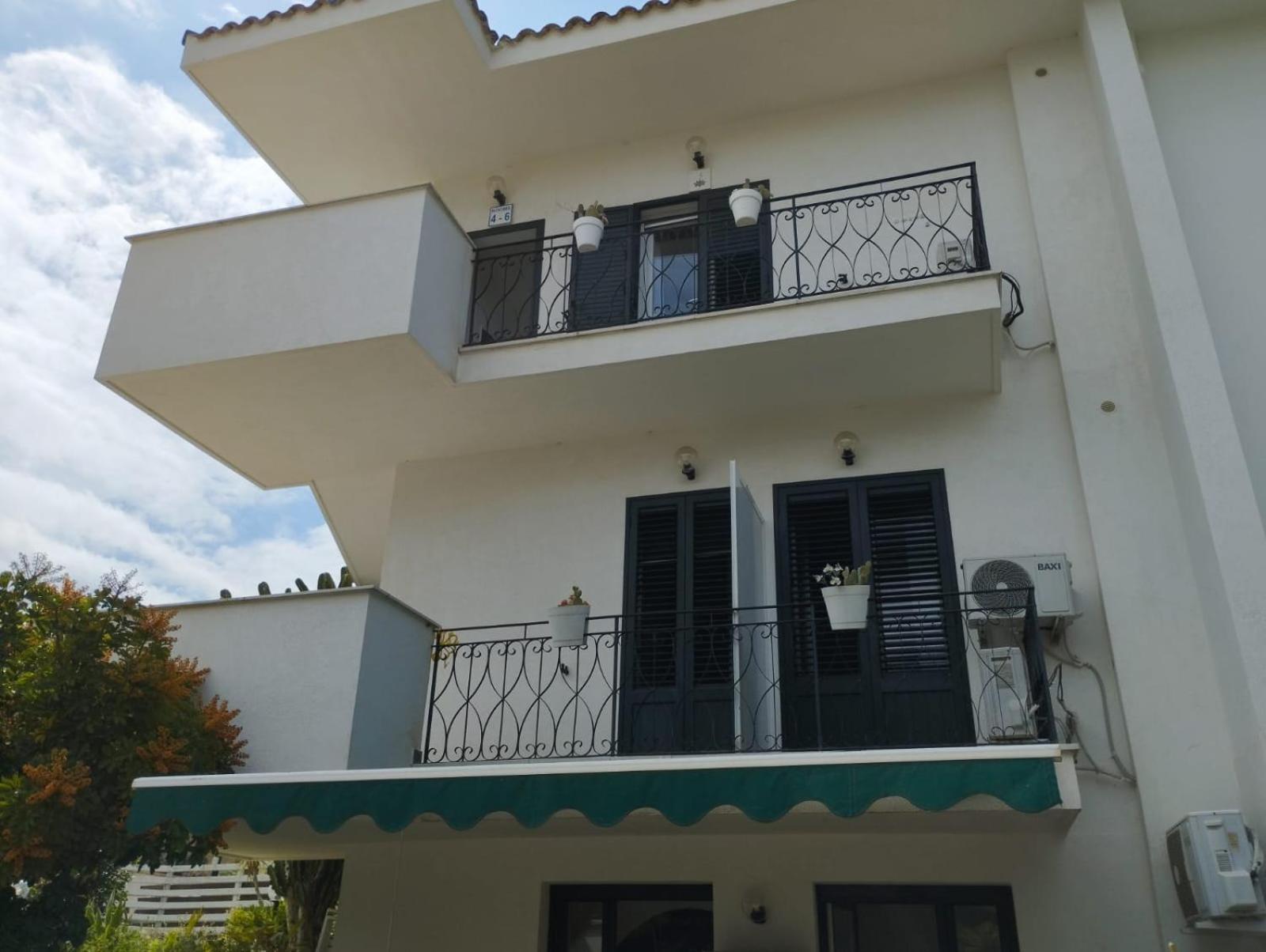 Fiore Di Loto Rooms Carini Ngoại thất bức ảnh