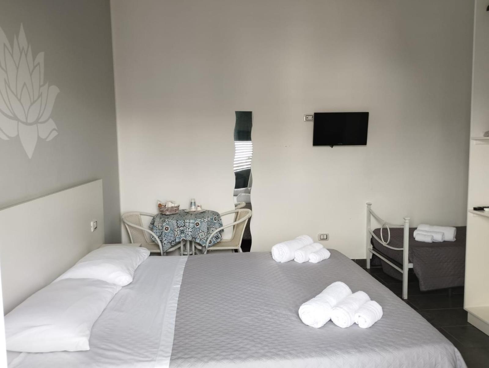 Fiore Di Loto Rooms Carini Ngoại thất bức ảnh
